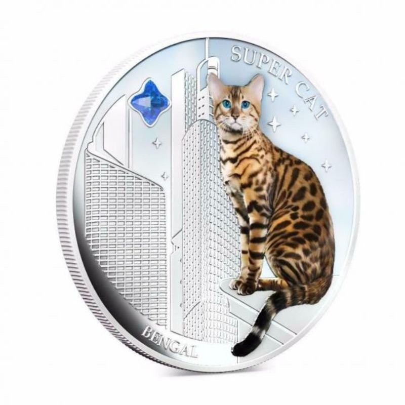 2013 Fiji $2 Super Cat Bengal 1 oz Silver Coin featuring a detailed depiction of a Bengal cat.