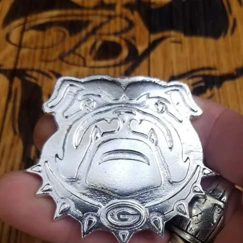 Bulldog Majesty 1 oz Silver Coin - Meticulously crafted silver coin capturing the strength and loyalty of the bulldog.