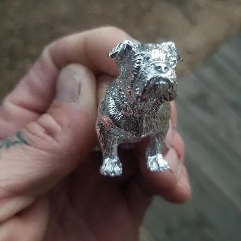 English Bulldog 1 oz Silver Coin - Meticulously crafted silver coin capturing the charm of the English Bulldog.