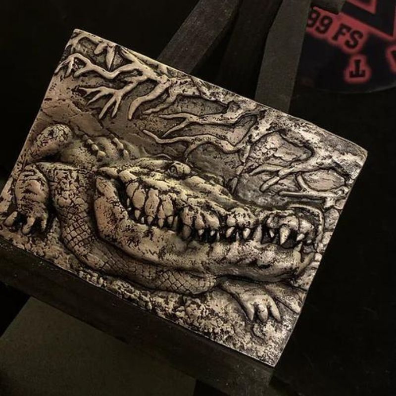 The Locker Mint Cajun Gator 5.2 oz .999 Fine Silver – hand-poured American craftsmanship with a distinctive Cajun Gator design.