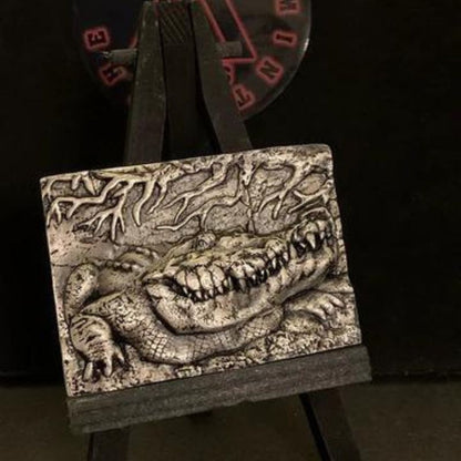 The Locker Mint Cajun Gator 5.2 oz .999 Fine Silver – hand-poured American craftsmanship with a distinctive Cajun Gator design.