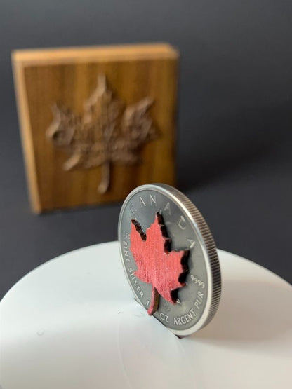 Canada 2022 5usd Real Maple Leaf Coral 1 Oz .9999 Antique Finish Silver